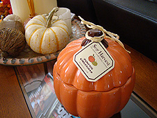 Pumpkin spice candle