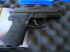 Dave's gun and Heidi's gun