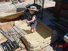 Hunter splashing around....