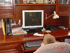 Hunter playing Quake.