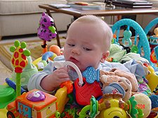 Hunter in the saucer again.