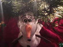 Hug Hug Elfie Rojo Find Olaf Find Olaf